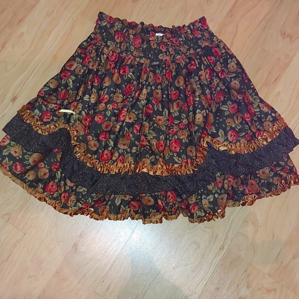 Vtg Ladies Spanish Style Skirt size XS